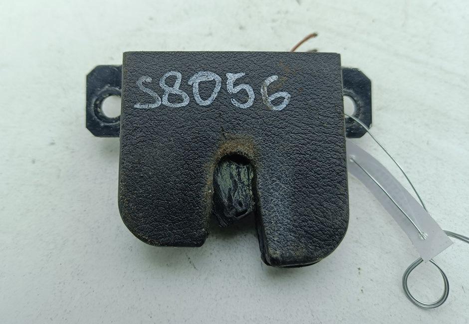 замок багажника Volkswagen Passat B5 1999, универсал, 3B9827505C