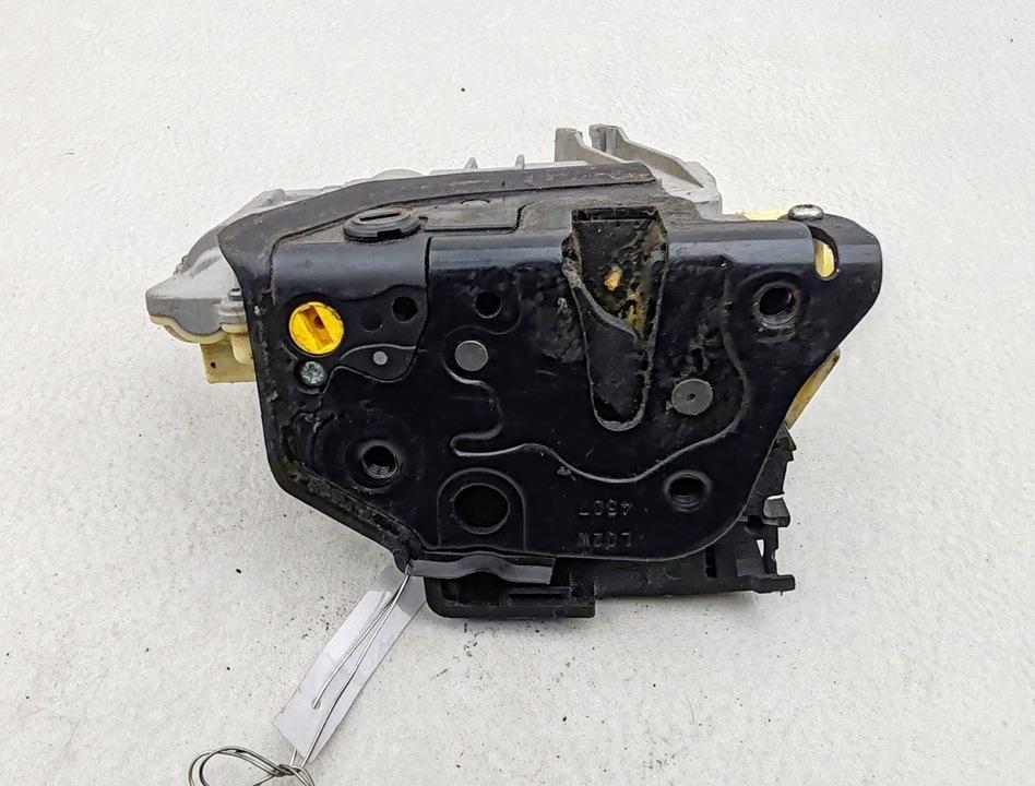 замок двери задней левой Volkswagen Passat B6 2008, 2.0 л., дизель, МКПП, коричневый, универсал, 3C4839015A - фото №1