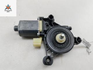 моторчик стеклоподъемника передний правый Skoda Octavia mk3 (A7 5E) 2014, 1.4 л., бензин, МКПП, коричневый, хетчбэк 5 дв., 5Q0959802B