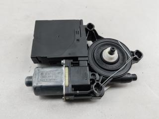 моторчик стеклоподъемника передний правый Volkswagen Passat B7 2013, 2.0 л., дизель, МКПП, чёрный, универсал, 3AA959702A