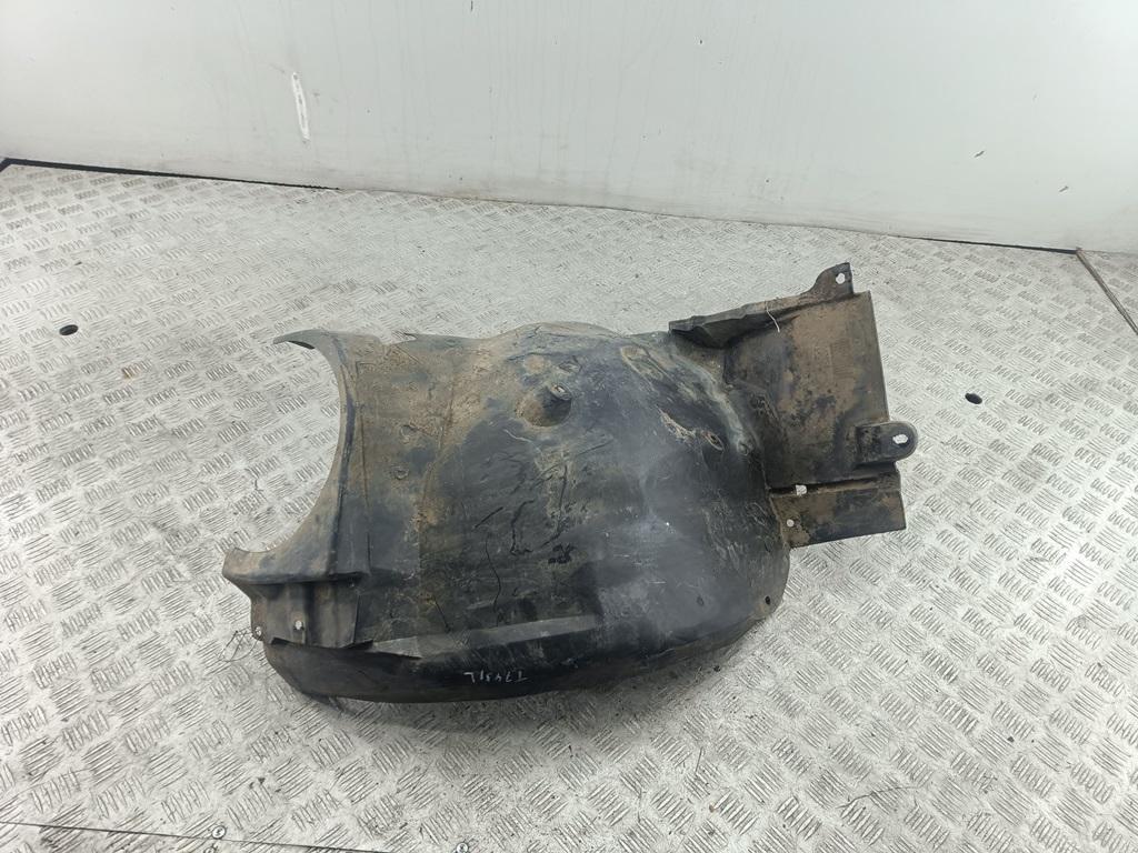 Подкрылок передний правый Mercedes-Benz C W203 2003, 2.2 л., дизель, универсал, 20388411222