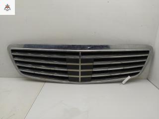 решетка радиатора Mercedes-Benz S-Класс W220 2001, серый, седан, A2208800483