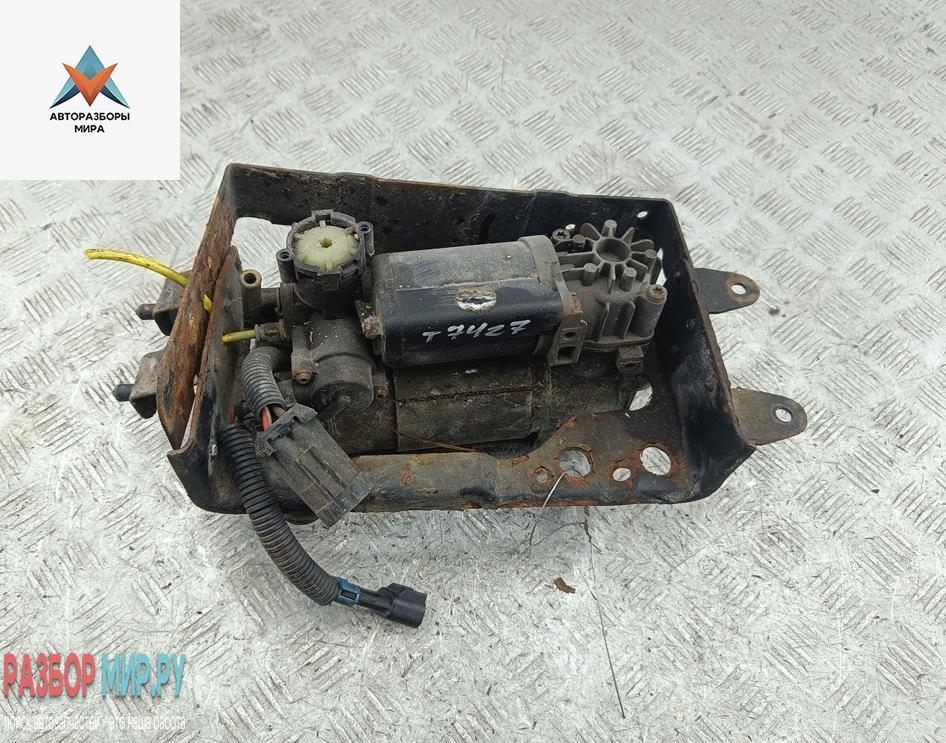 компрессор пневмоподвески Mercedes-Benz Vito-1 W638 1996, 2.3 л., бензин, МКПП, микроавтобус, 4420512661 - фото №1