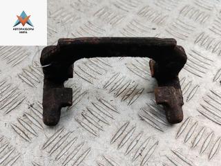 скоба суппорта Ford Focus 1 поколение [рестайлинг] 2001, 1.6 л., i, бензин, МКПП, серый, хетчбэк 5 дв.