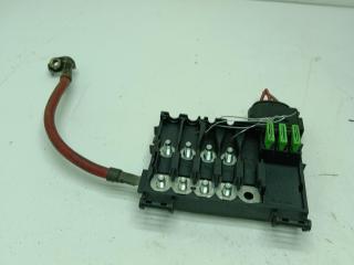 клемма аккумулятора плюс Volkswagen Golf 4 поколение 2000