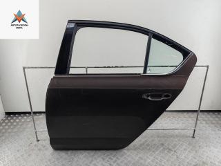 дверь сдвижная Skoda Octavia mk3 (A7 5E) 2014, коричневый, хетчбэк 5 дв.