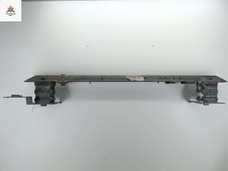 усилитель бампера переднего Peugeot 307 1 поколение 2001, 1.6 л., бензин, МКПП, чёрный, хетчбэк 5 дв.