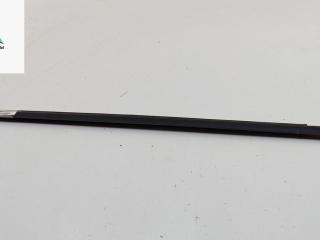 Молдинг стекла двери наружный Chevrolet Spark M300 2010, 1.2 л., бензин, МКПП, красный, хетчбэк 5 дв.