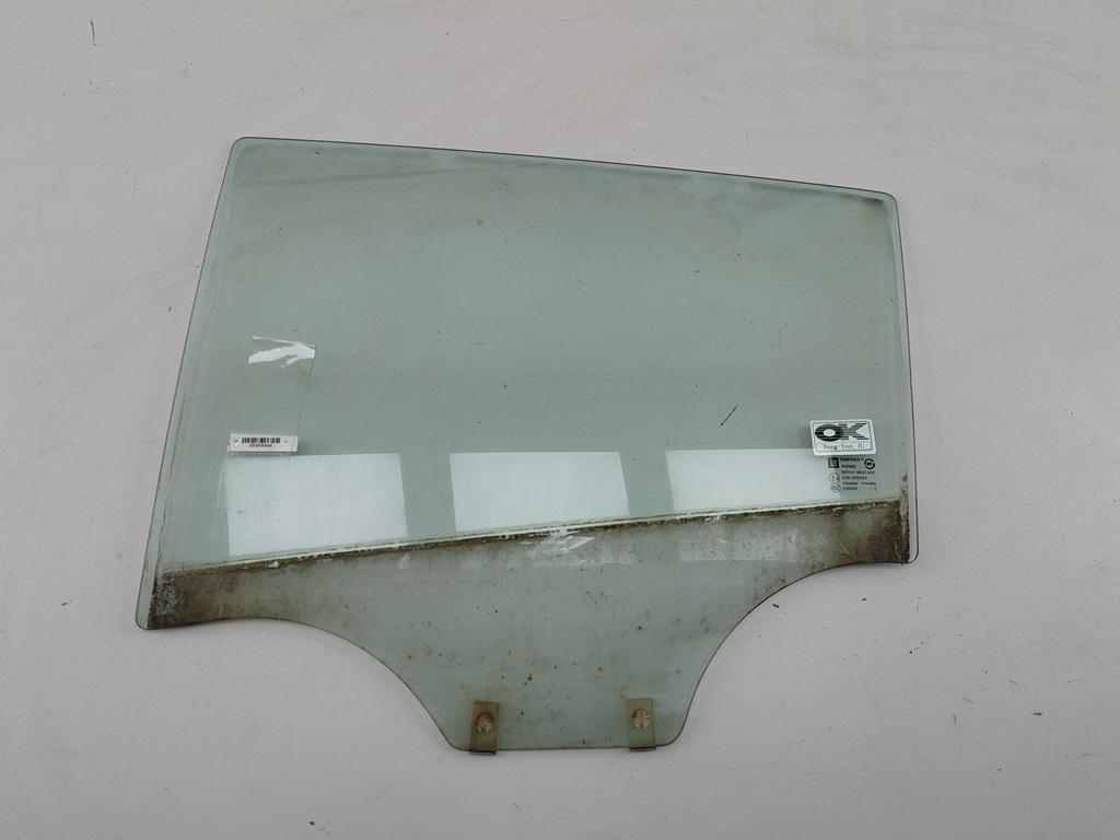 стекло двери задней левой Chevrolet Spark M300 2010, 1.2 л., бензин, МКПП, красный, хетчбэк 5 дв. - фото №1