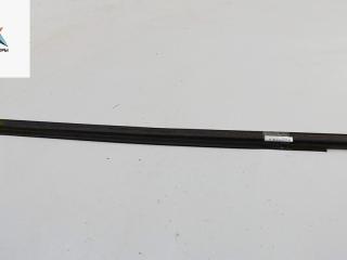 Молдинг стекла двери наружный Chevrolet Spark M300 2010, 1.2 л., бензин, МКПП, красный, хетчбэк 5 дв.