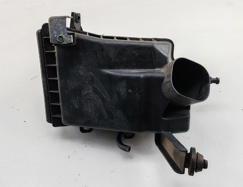 корпус воздушного фильтра Nissan Qashqai J10 2013, 1.5 л., дизель, МКПП, красный, внедорожник 5 дв., JD50A