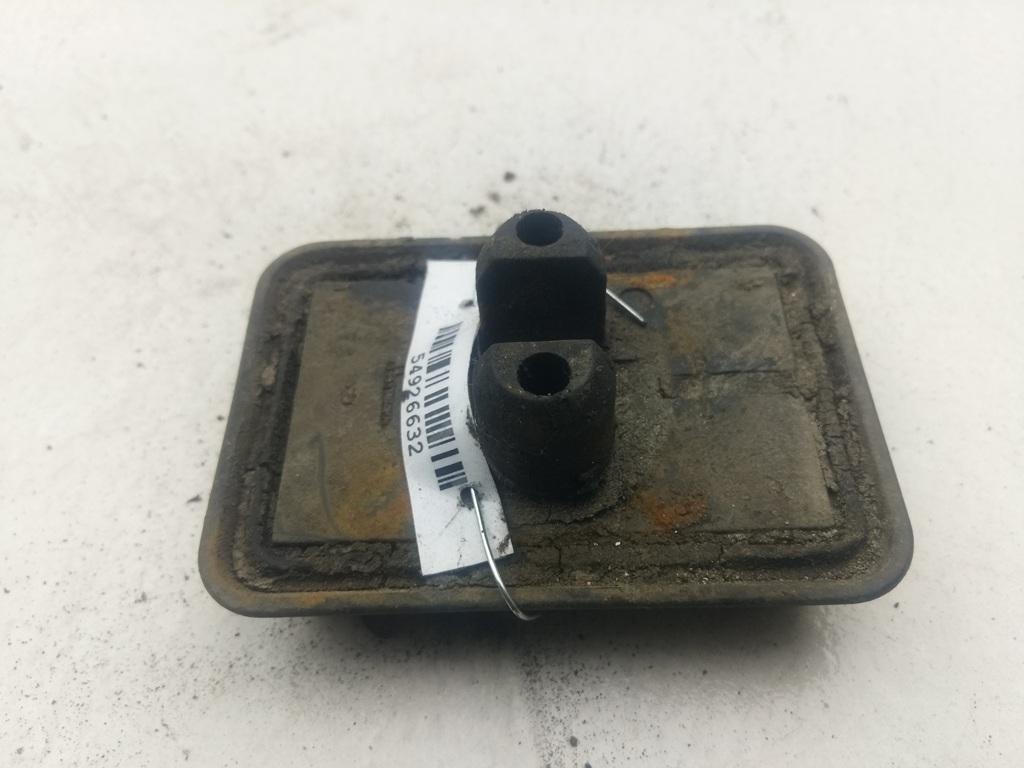 опора под домкрат (поддомкратная подушка) BMW 5 E39 1997, 2.5 л., бензин, АКПП, чёрный, универсал, 8204244