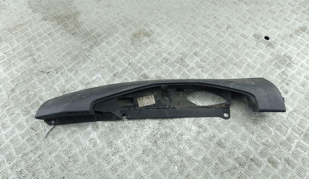 Ус под фонарь (накладка) правый Fiat Doblo 2002, 1.6 л., бензин, МКПП, красный, фургон, 735281888