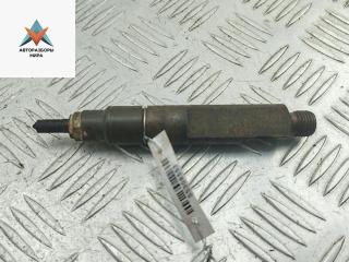 форсунка Audi A6 4A/C4 1996, 2.5 л., дизель, МКПП, красный, универсал, 046130201E