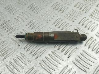 форсунка Audi A6 4A/C4 1996, 2.5 л., дизель, МКПП, красный, универсал, 046130201E