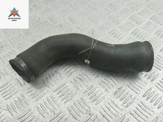 патрубок интеркулера Audi A6 4A/C4 1996, 2.5 л., дизель, МКПП, красный, универсал, 4A0145746E