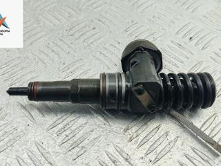 форсунка Volkswagen Passat B6 2006, 2.0 л., дизель, МКПП, чёрный, универсал, 038130073BQ, 0414720312