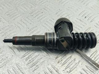 форсунка Volkswagen Passat B6 2006, 2.0 л., дизель, МКПП, чёрный, универсал, 038130073BQ, 0414720312