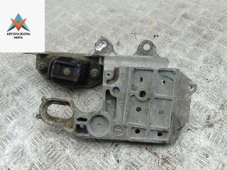 подушка крепления КПП Nissan Qashqai 1 поколение [рестайлинг] 2013, 1.5 л., дизель, МКПП, красный, внедорожник 5 дв., 11220JD000