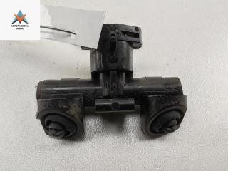 форсунка омывателя лобового стекла Renault Laguna 2 поколение 2001, 3.0 л., бензин, АКПП, серый, универсал, 89003836