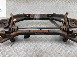 подрамник передний Ford Focus 1 поколение [рестайлинг] 2003, 1.6 л., i, бензин, МКПП, красный, хетчбэк 5 дв.