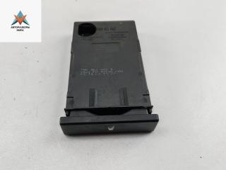 подстаканник Ford Galaxy 1 поколение [рестайлинг] 2003, 1.9 л., дизель, МКПП, чёрный, минивэн, 7M5858602B