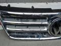 решетка радиатора Volkswagen Touareg 1 поколение 2004, 2.5 л., дизель, АКПП, внедорожник 5 дв. - фото №2