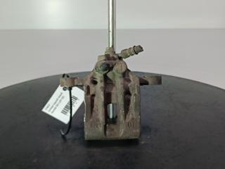 суппорт задний левый Hyundai i30 FD 2008, цвет