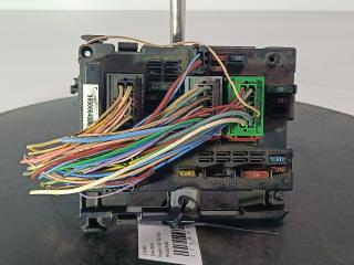 блок предохранителей Peugeot 307 1 поколение 2004, цвет, 9650664080