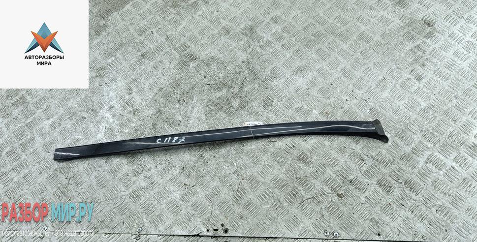 молдинг лобового стекла Mercedes-Benz C-Класс W204/S204 2010, 1.8 л., бензин, МКПП, серый, универсал - фото №1