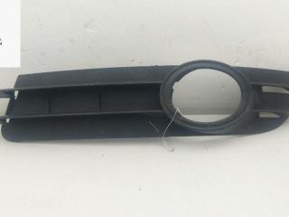рамка фары противотуманной левой Audi A6 4F/C6 2005, 3.2 л., бензин, МКПП, серый, универсал, 4F0807681A