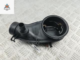 воздуховод Volkswagen Golf 3 поколение 1995, 1.4 л., бензин, МКПП, красный, хетчбэк 3 дв., 030129654D