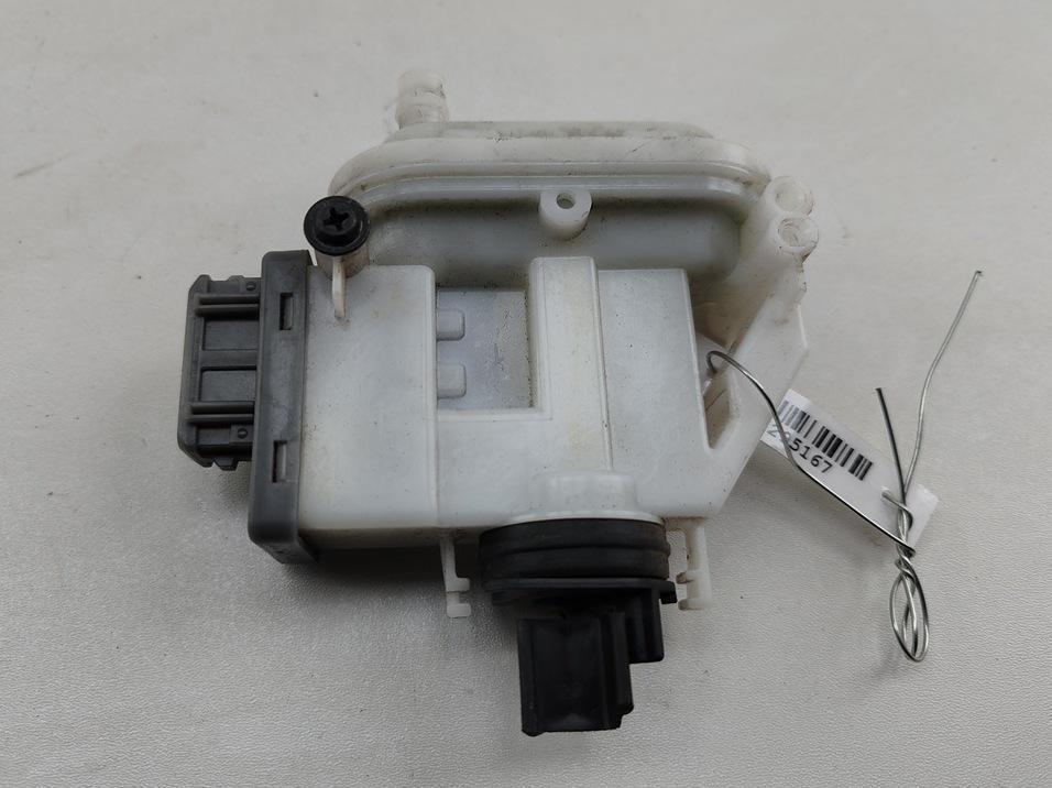 Активатор (привод) замка двери задней левой Volkswagen Passat B4 1996, 1.9 л., дизель, МКПП, зелёный, универсал, 3A0862153B