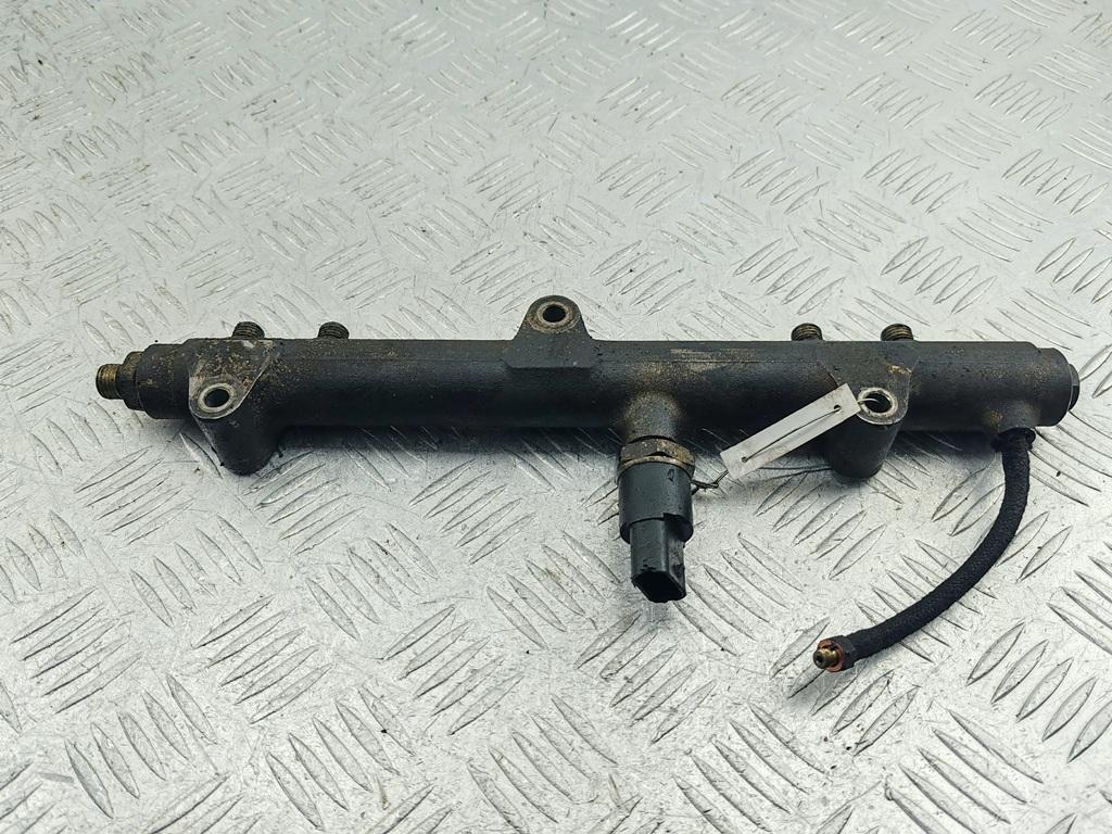топливная рампа Jeep Cherokee KJ 2004, 2.8 л., дизель, АКПП, серый, внедорожник 5 дв., 0445214041 - фото №1