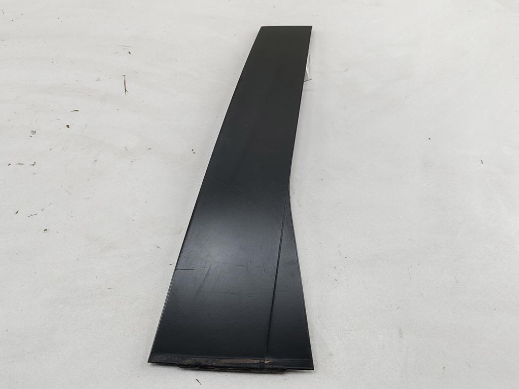 накладка двери (крышки) багажника Volkswagen Passat B7 2013, 2.0 л., дизель, МКПП, чёрный, универсал, 3C9839904