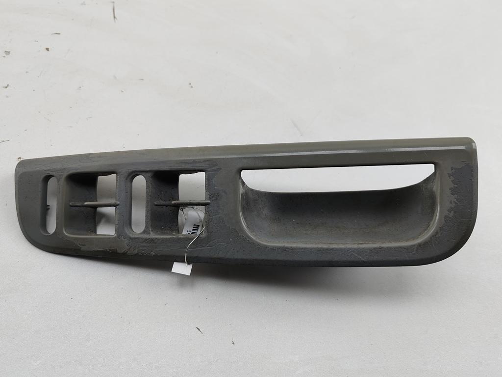 ручка внутренняя передняя левая Volkswagen Bora 2000, 2.0 л., бензин, МКПП, синий, универсал, 3B1867171E