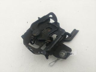 замок капота Volkswagen Passat B5 1997, 1.9 л., дизель, МКПП, красный, универсал, 3B0823509K
