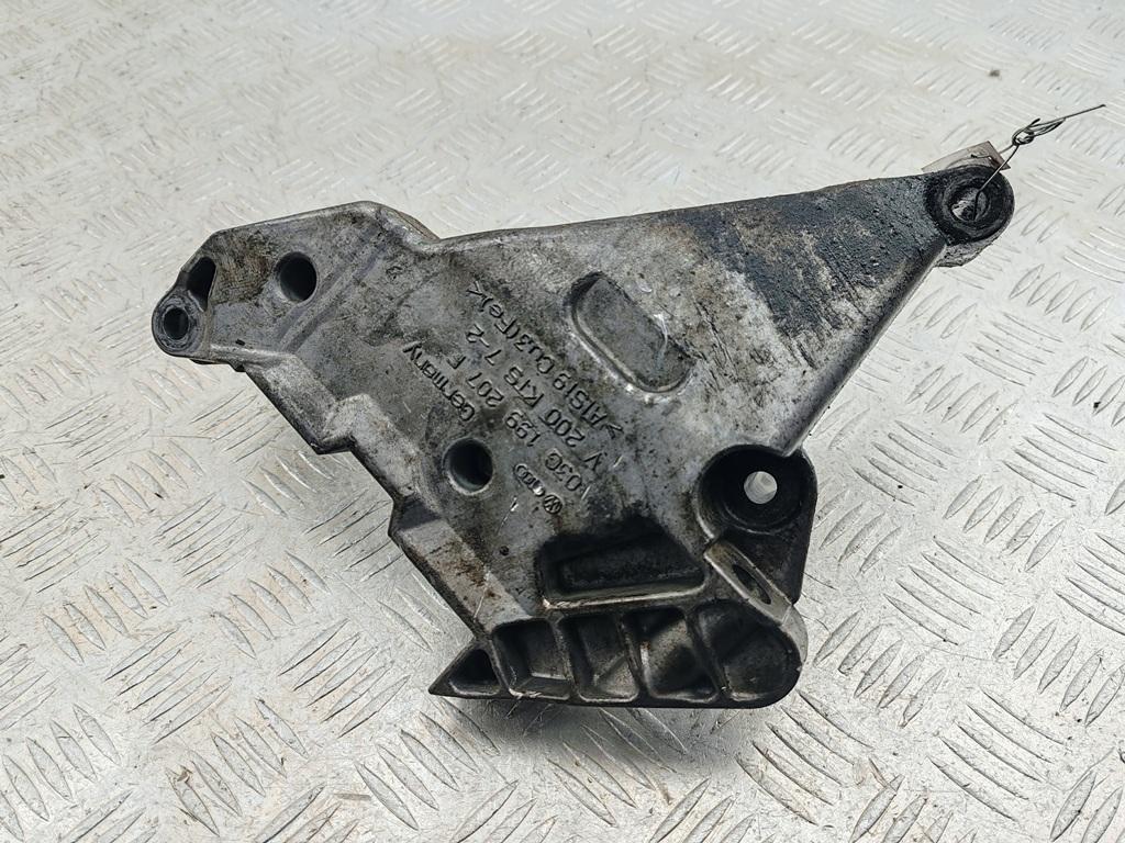 кронштейн двигателя Volkswagen Passat B6 2006, 2.0 л., дизель, МКПП, чёрный, универсал, 03G199207F