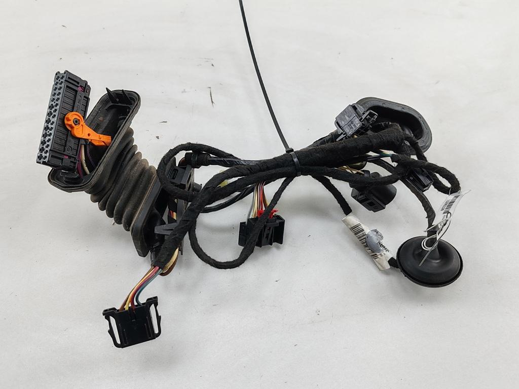 дверная проводка Volkswagen Passat B7 2013, 2.0 л., дизель, МКПП, чёрный, универсал, 3AA971694DG