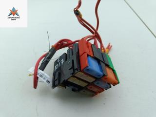 блок предохранителей Renault Kangoo 1 поколение [рестайлинг] 2006, 1.5 л., дизель, МКПП, зелёный, фургон