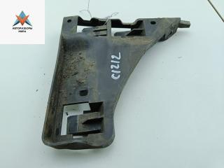 кронштейн переднего бампера Volkswagen Sharan 1 поколение [2-й рестайлинг] 2004, 2.0 л., бензин, МКПП, чёрный, минивэн, 7M3807184A