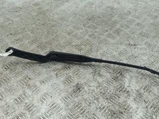 Щеткодержатель (поводок стеклоочистителя) передний Audi 100 4A/C4 1993, 2.6 л., бензин, МКПП, серый, универсал, 4A1955407C