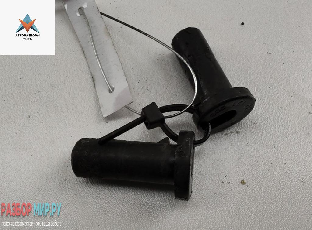 кронштейн радиатора Audi A6 Allroad Quattro C5 2000, 2.5 л., дизель, АКПП, зелёный, универсал, 8D0121200 - фото №1