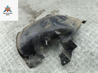 Подкрылок передний правый Renault Scenic 2 поколение 2003, 2.0 л., бензин, минивэн, 8200136724