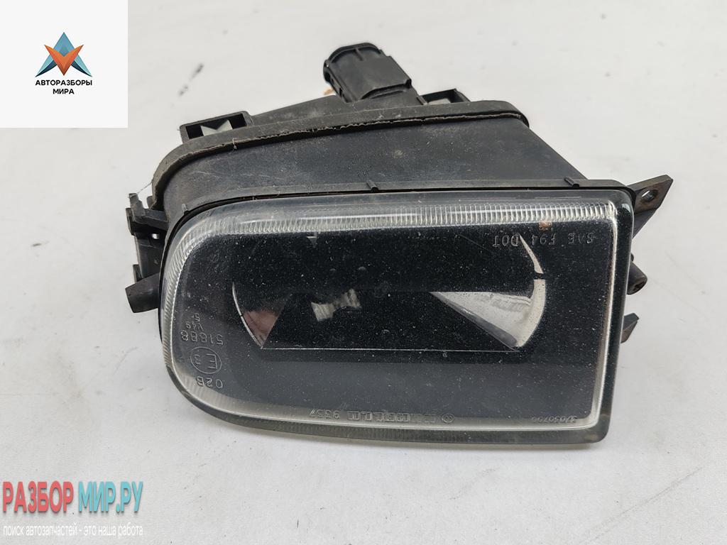 фара противотуманная левая BMW 5 серия E39 1997, 2.5 л., бензин, АКПП, чёрный, универсал, 8360575 - фото №1