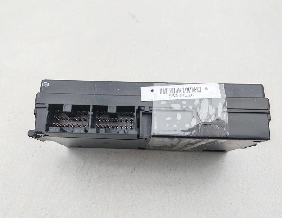 блок комфорта Mitsubishi Colt 2005, 1.3 л., бензин, МКПП, синий, хетчбэк 5 дв., 8637A151