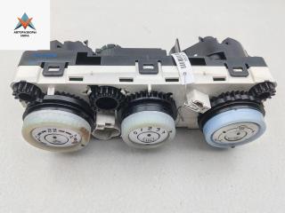 блок управления печки / климат-контроля Mitsubishi Colt 6 поколение (Z20/Z30) 2005, 1.3 л., бензин, МКПП, синий, хетчбэк 5 дв., 69667301
