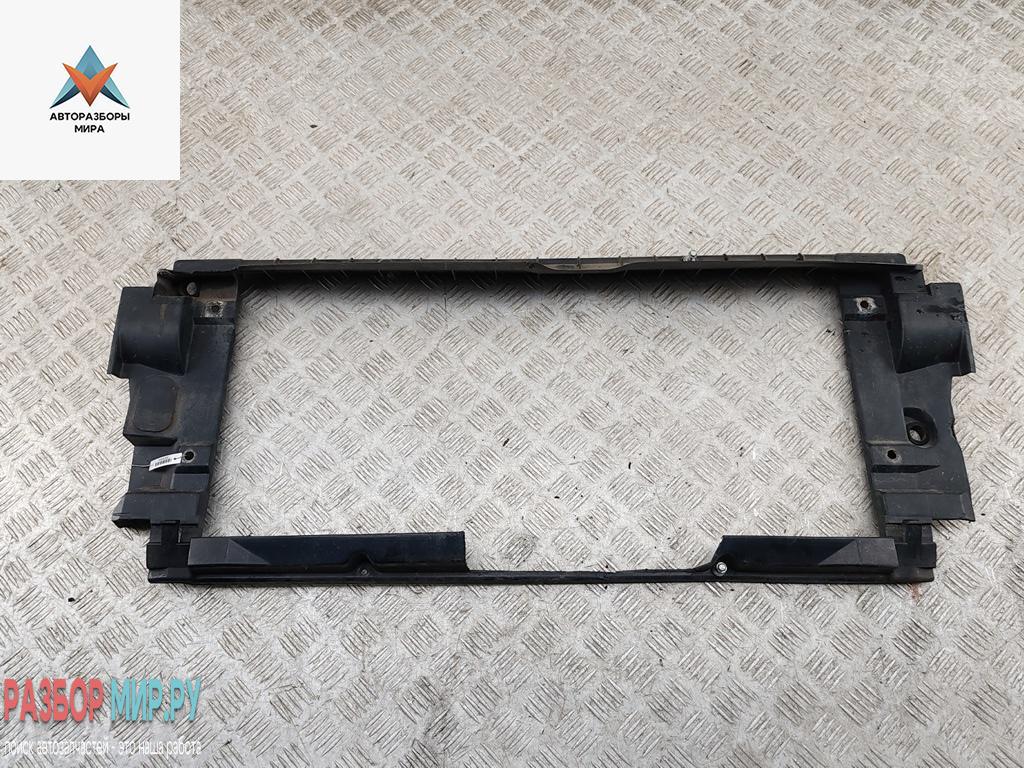 диффузор вентилятора Volkswagen Transporter T4 1993, 2.4 л., дизель, МКПП, красный, микроавтобус, 701121283 - фото №1