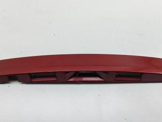 накладка подсветки номера Nissan Qashqai 1 поколение [рестайлинг] 2013, 1.5 л., дизель, МКПП, красный, внедорожник 5 дв., 90810JD0
