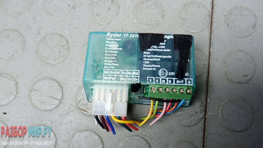 модуль подключения прицепа Skoda Yeti 1 поколение 2011, 2.0 л., дизель, МКПП, внедорожник 5 дв. - фото №1